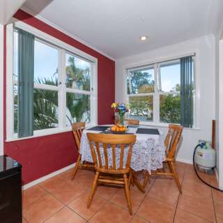 10 Silver Birch Rise, Henderson, Waitakere City, Auckland, 0612, New Zealand