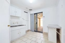 17 Waylen Square, Beeliar WA 6164, Australia