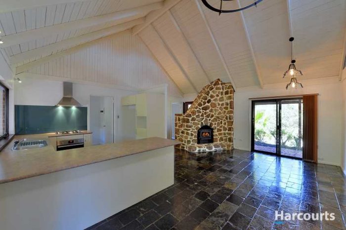 14 Rakoa St, Falcon WA 6210, Australia