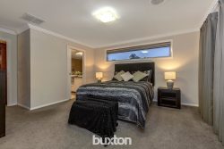 10 Murray St, Newington VIC 3350, Australia