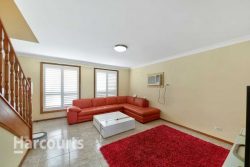 50B Baynton Pl, St Helens Park NSW 2560, Australia