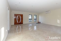 1/1 Thompson St, Clayton VIC 3168, Australia
