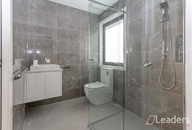 1/1 Thompson St, Clayton VIC 3168, Australia