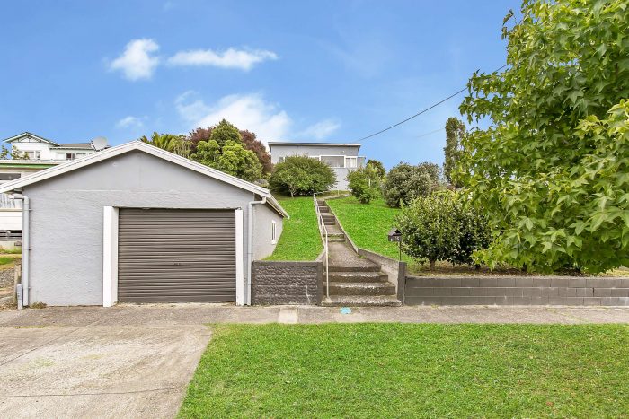 15 Awaroa Road, Helensville, Rodney 0800