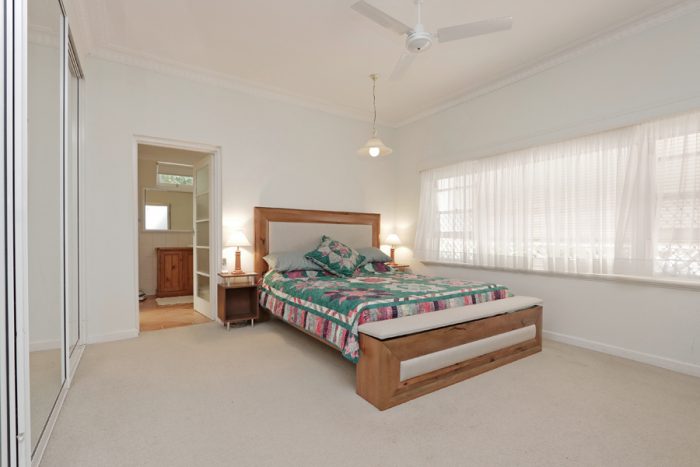 1 Grosse Rd, Applecross WA 6153, Australia