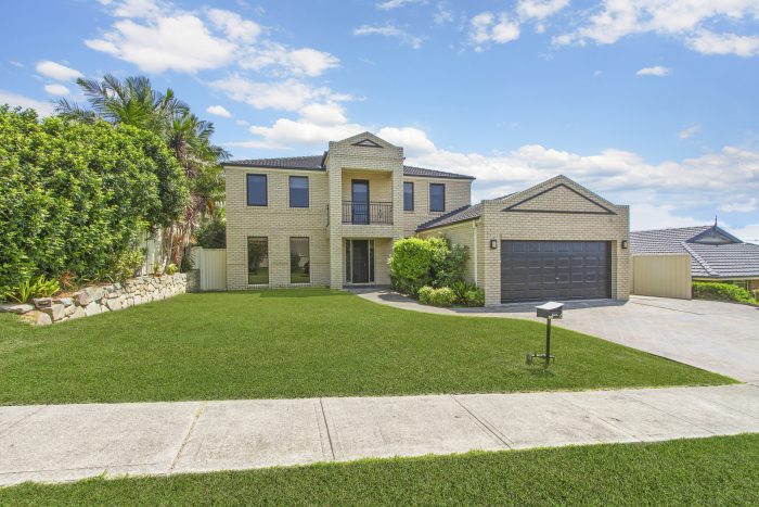 4 Lily Ln, Woongarrah NSW 2259, Australia