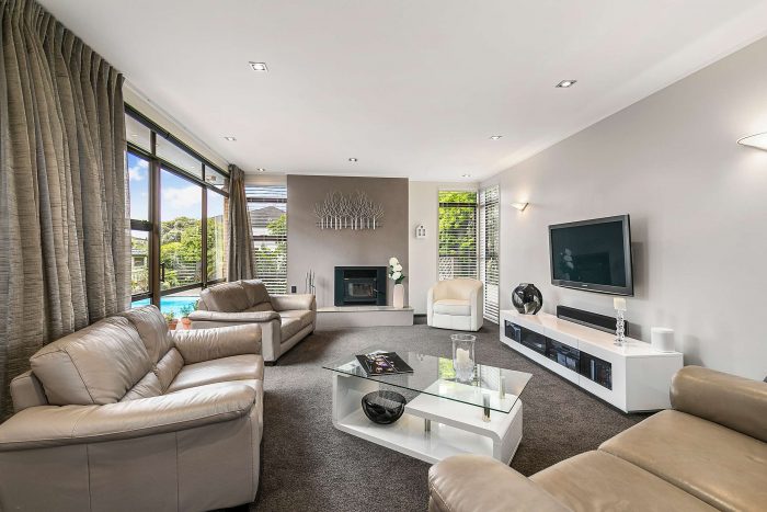 29 Quebec Road Milford North Shore City 0622 New Zealand