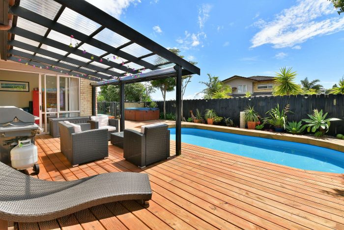 9 Springtide Place Red Beach Rodney 0932 New Zealand