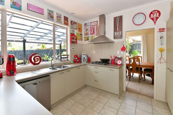 9 Springtide Place Red Beach Rodney 0932 New Zealand