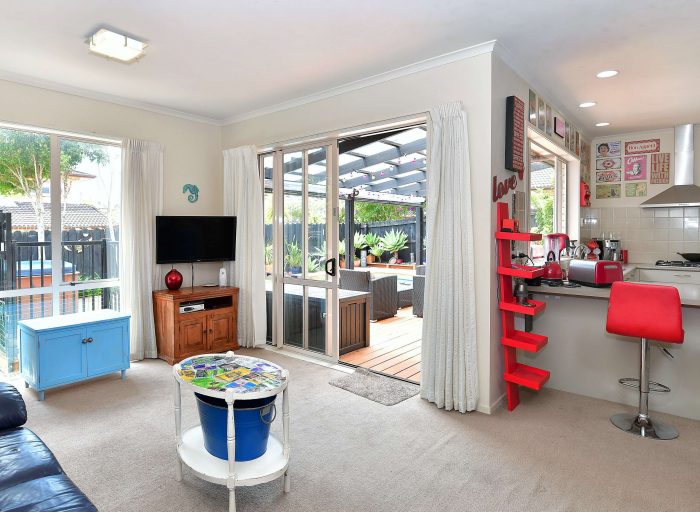 9 Springtide Place Red Beach Rodney 0932 New Zealand