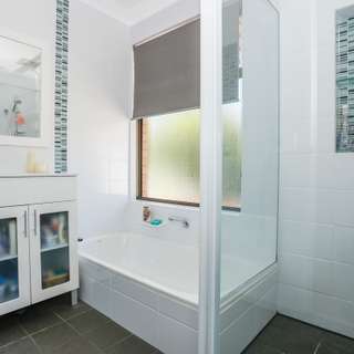 12 Baronet Rd, Lesmurdie WA 6076, Australia