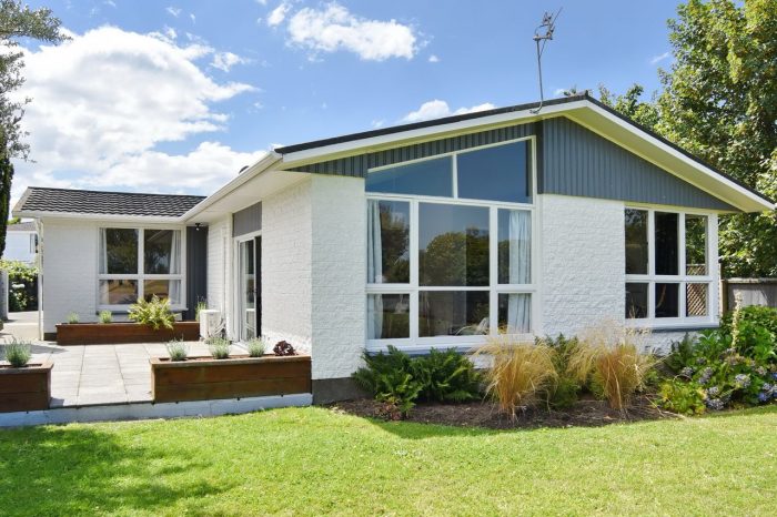 35 Doncaster Street, Upper Riccarton, Christchur­ch City, Canterbury, 8042, New Zealand
