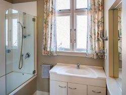 103 Muritai Road, Eastbourne­, Lower Hutt, Wellington, 5013, New Zealand
