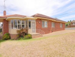 10 Lachlan St, Cowra NSW 2794, Australia