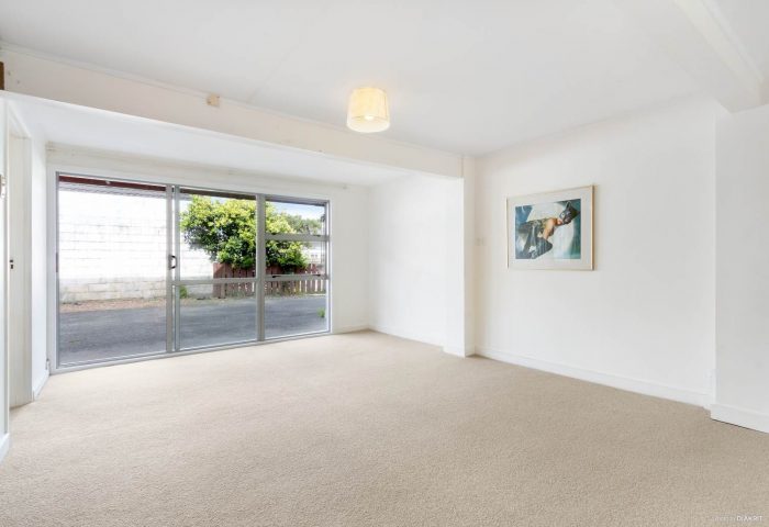 3/4 Preston Ave, Mount Albert, Auckland 1025, New Zealand