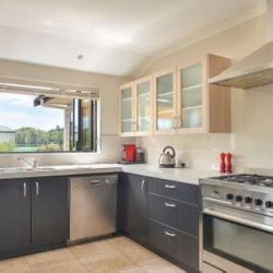 6 Redwood Lane, Martinboro­ugh, South Wairarapa, Wellington, 5711, New Zealand