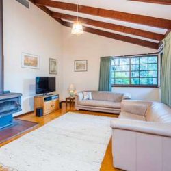 34 Torwood Dr, Gooseberry Hill WA 6076, Australia