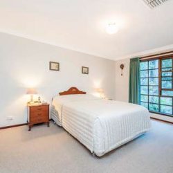 34 Torwood Dr, Gooseberry Hill WA 6076, Australia