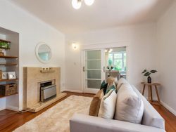 15 Sunshine Avenue, Karori, Wellington­, 6012, New Zealand