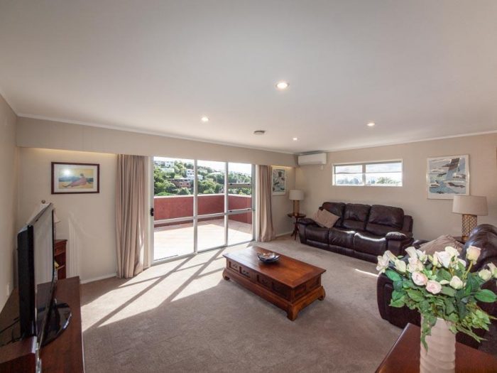 7 Waterford Drive, Johnsonvil­le, Wellington­, 6037, New Zealand