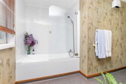 12 Thames Street, Claudeland­s, Hamilton, Waikato, 3214, New Zealand