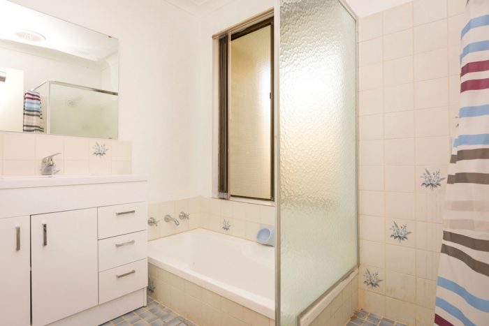 107 Lagoon Dr, Yanchep WA 6035, Australia