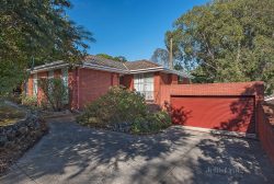 18 Lincoln Drive, Lower Plenty, Vic 3093, Australia