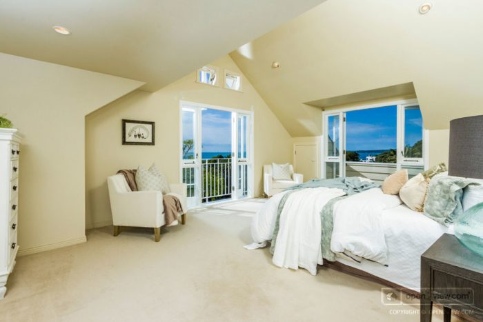 16 Tiri Road, Milford, North Shore City, Auckland, 0620, New Zealand