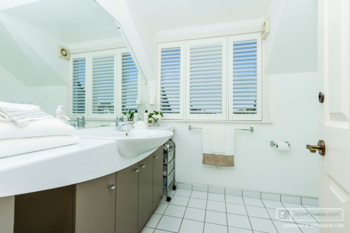 16 Tiri Road, Milford, North Shore City, Auckland, 0620, New Zealand