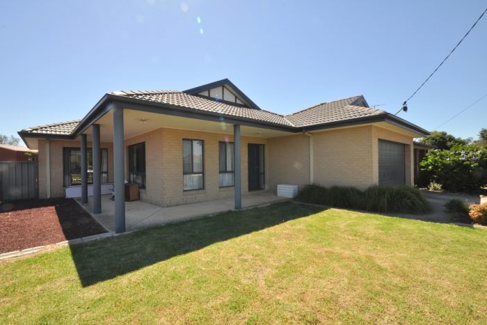 534 Regina Avenue, North Albury, NSW 2640, Australia