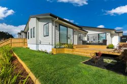 128 Wainui Road, Silverdale­, Rodney, Auckland, 0992, New Zealand