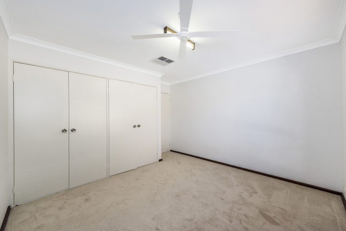 1/257 Fulham St, Cloverdale WA 6105, Australia