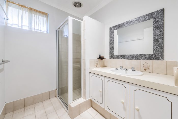 1/257 Fulham St, Cloverdale WA 6105, Australia
