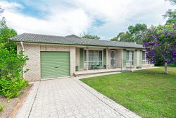 120 Mcmahons Rd, North Nowra NSW 2541, Australia