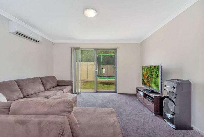 10 Biarritz St, Munno Para West SA 5115, Australia