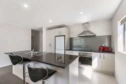 11 Pipipi Crescent, Takanini, Papakura, Auckland, 2112, New Zealand
