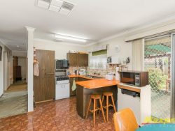 7 Merril Pl, Ferndale WA 6148, Australia