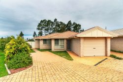 173 Rayleigh Dr, Worrigee NSW 2540, Australia