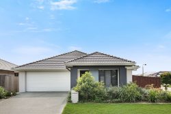 15 Cowrie Crescent, Burpengary East QLD 4505, Australia