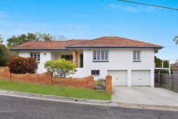 24 Dawn St, Kedron QLD 4031, Australia