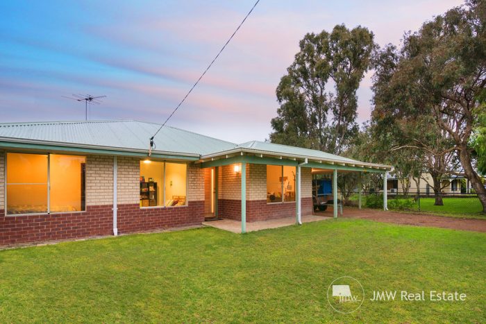 21 Elmore Rd, Quindalup WA 6281, Australia