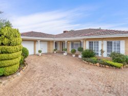 6 Marcus Ave, Booragoon WA 6154, Australia