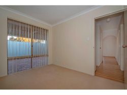 2/17 Burton Pl, West Lamington WA 6430, Australia