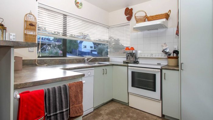 10d Elliston Crescent, Stanmore Bay, Rodney, Auckland, 0932, New Zealand