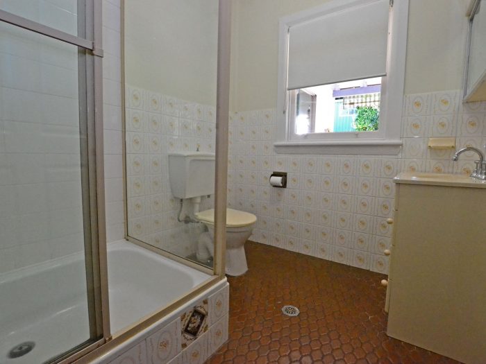 104 Illawarra Hwy, Robertson NSW 2577, Australia