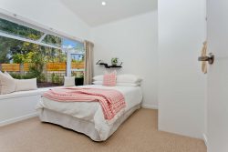 1/51 Kia Ora Road, Beach Haven, North Shore City, Auckland, 0626, New Zealand