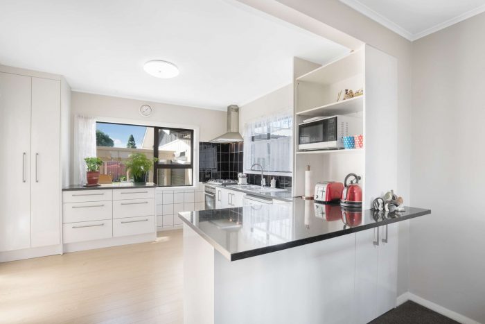 36 Rollerson Street, Papakura, Auckland, 2110, New Zealand