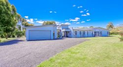 6 Albury Ct, Boyanup WA 6237, Australia