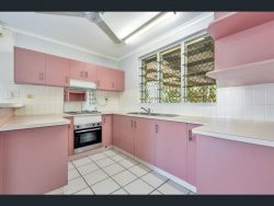 4 Eveleen Ct, Anula NT 0812, Australia