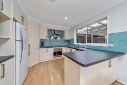 11 Hamlet Pl, Florey ACT 2615, Australia